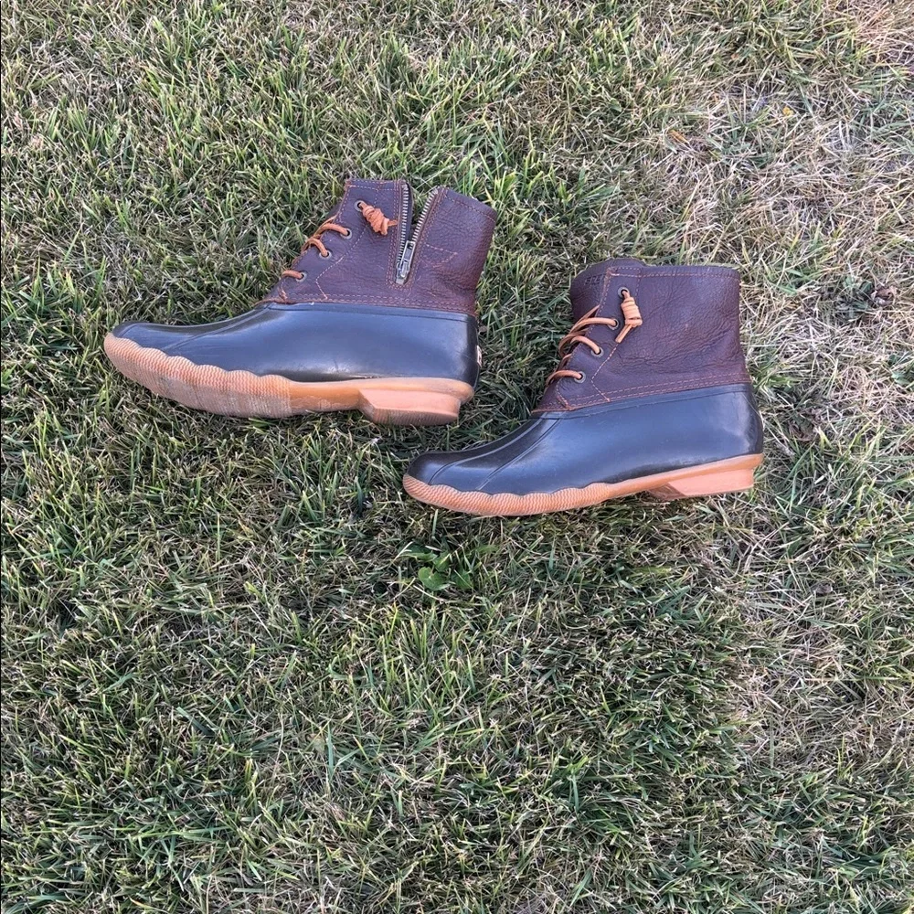 Sperry  Women’s  Black and Brown Rain Boots - Picture 4 of 6